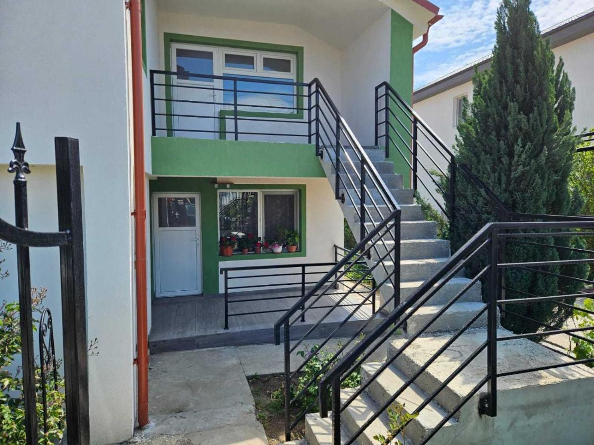 Muzicii 11 - Cozy Seaside Apartments Năvodari Екстериор снимка